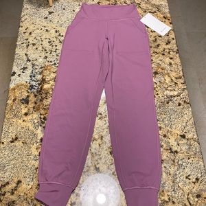 Lululemon Align HR Jogger New with tags! Size 2